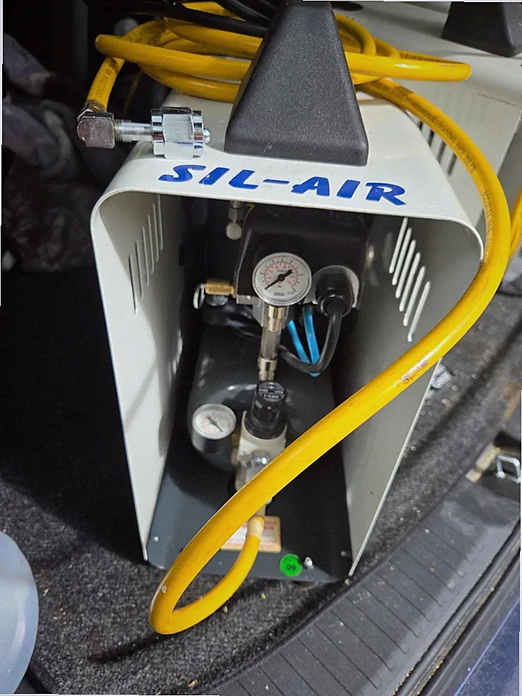 sil air compressor suitcase silent compressors